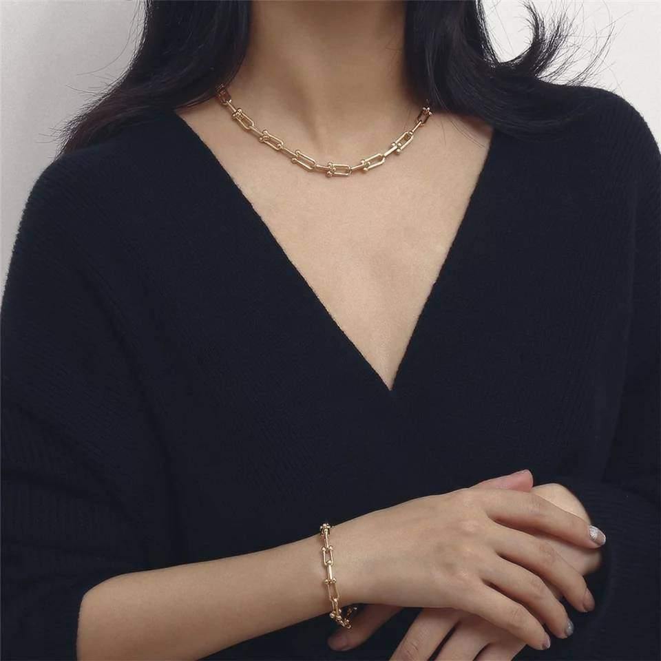 🌟HOST PICK💫Elegant Ribbon Gold Chain Choker